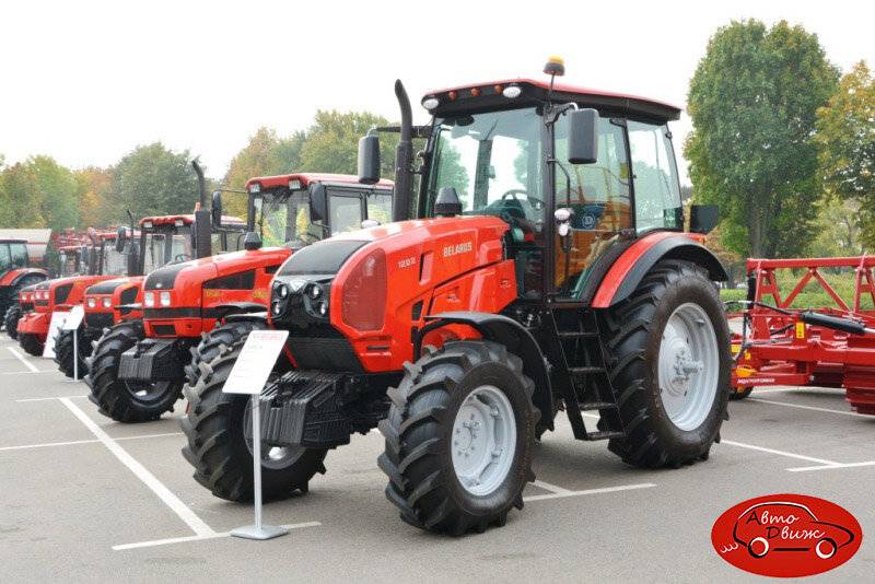 Трактор МТЗ-1220 — надёжный помощник в аграрном секторе