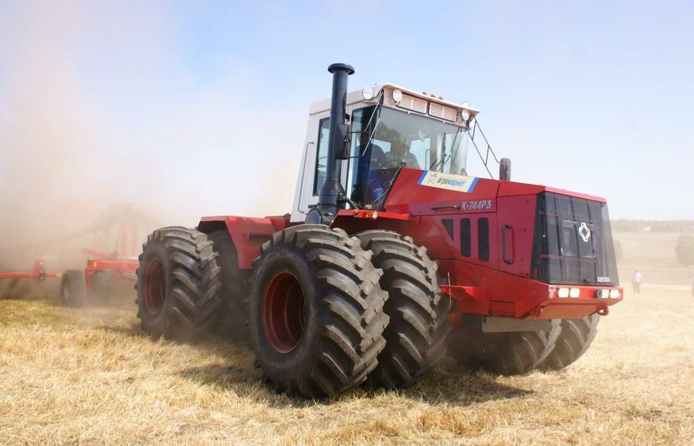 Трактор "кировец к-744": преимущества, технические характеристики, описание и отзывы