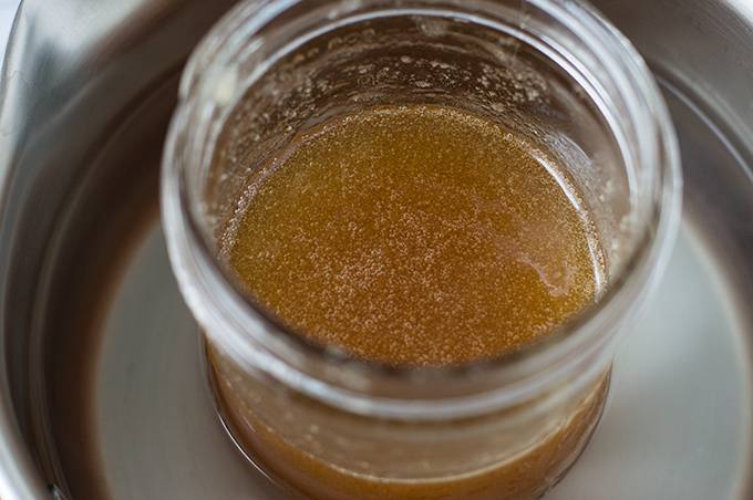 Как растопить мед без потери полезных свойств