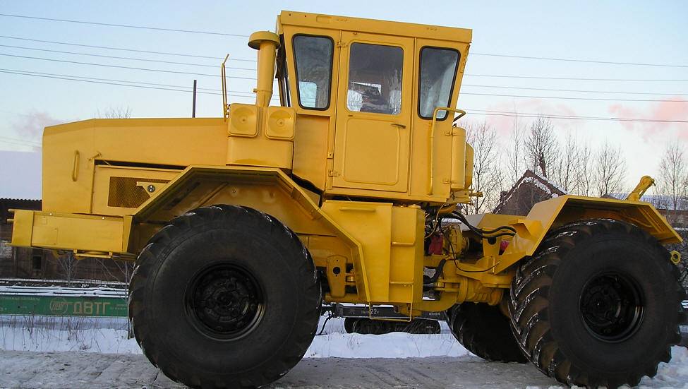 Кировец к-744 – мощность четвёртого поколения