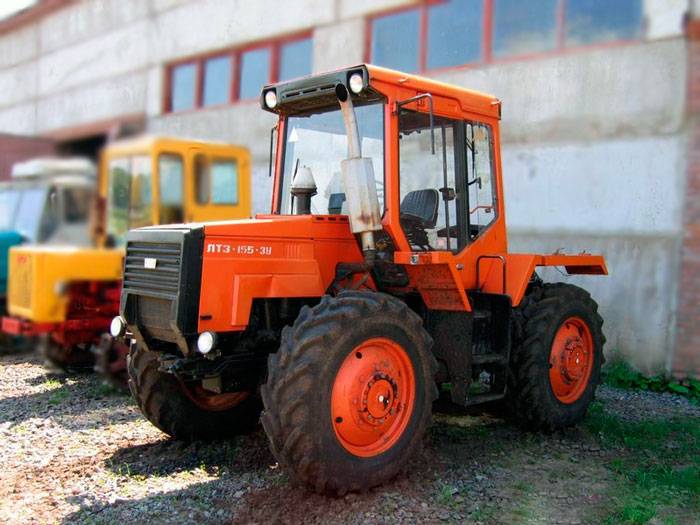 Преимущества и недостатки колёсного трактора ЛТЗ-55